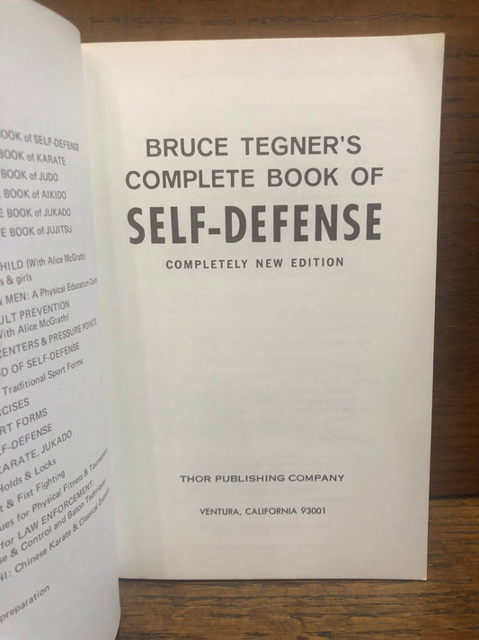 Bruce Tegner's Complete Book of Self-Defense: Completely New Edition