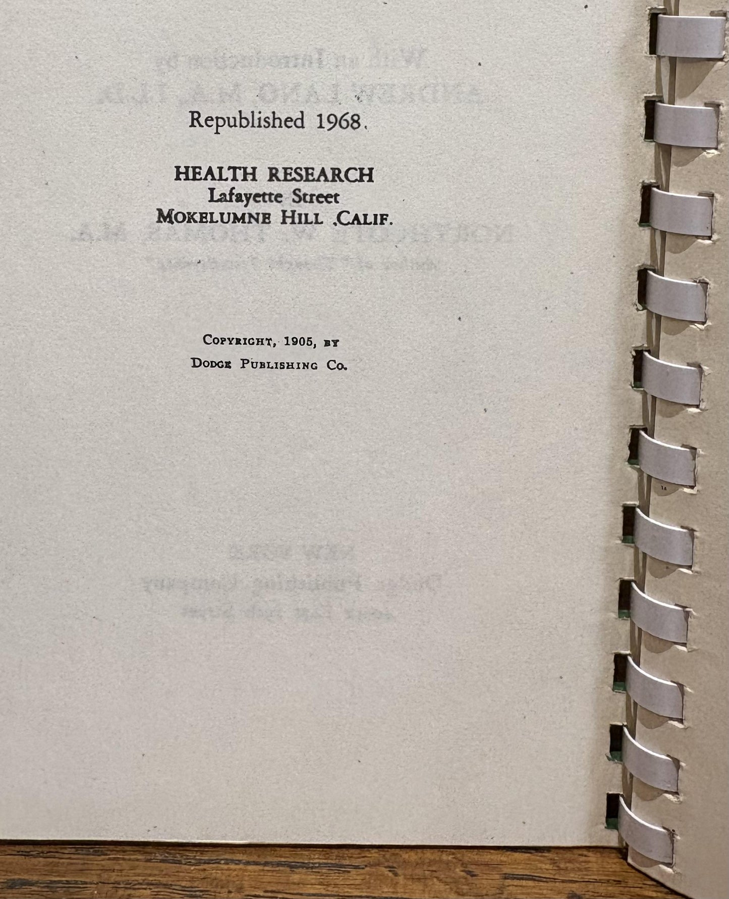 Crystal Gazing: Its History and Practice, with a Discussion of the Evidence for Telepathic Scrying