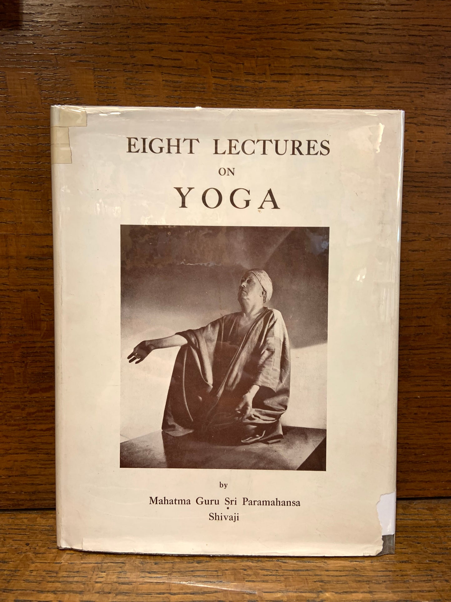 Eight Lectures on Yoga